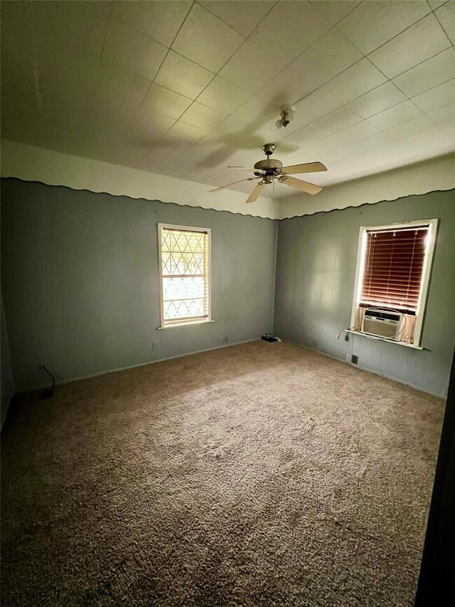 1803 Franklin Ave unit 1805, Bonham, TX 75418 - photo 2