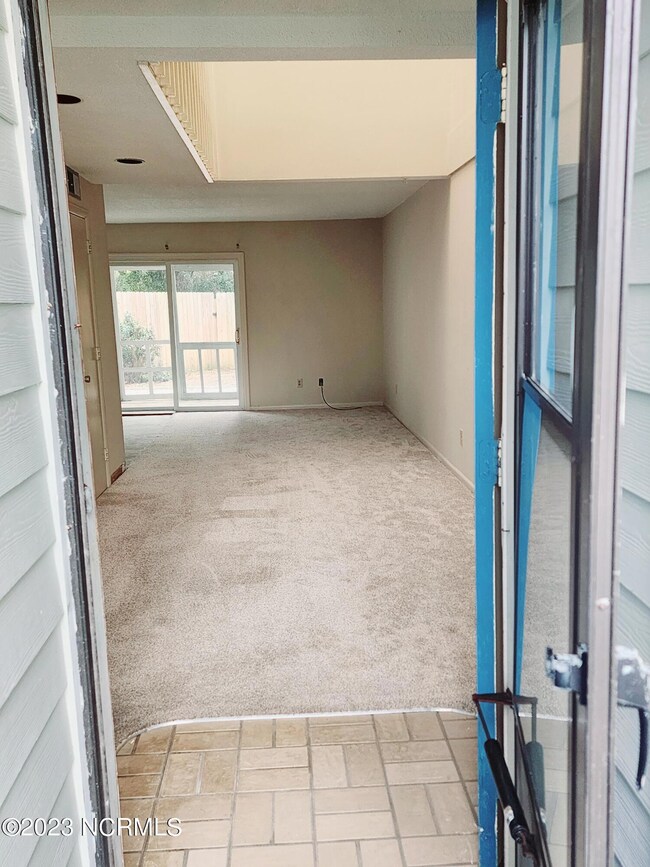 Entryway 1