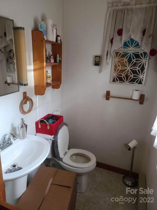 170 Dale Earnhardt Dr, Burnsville, NC 28714 - photo 7