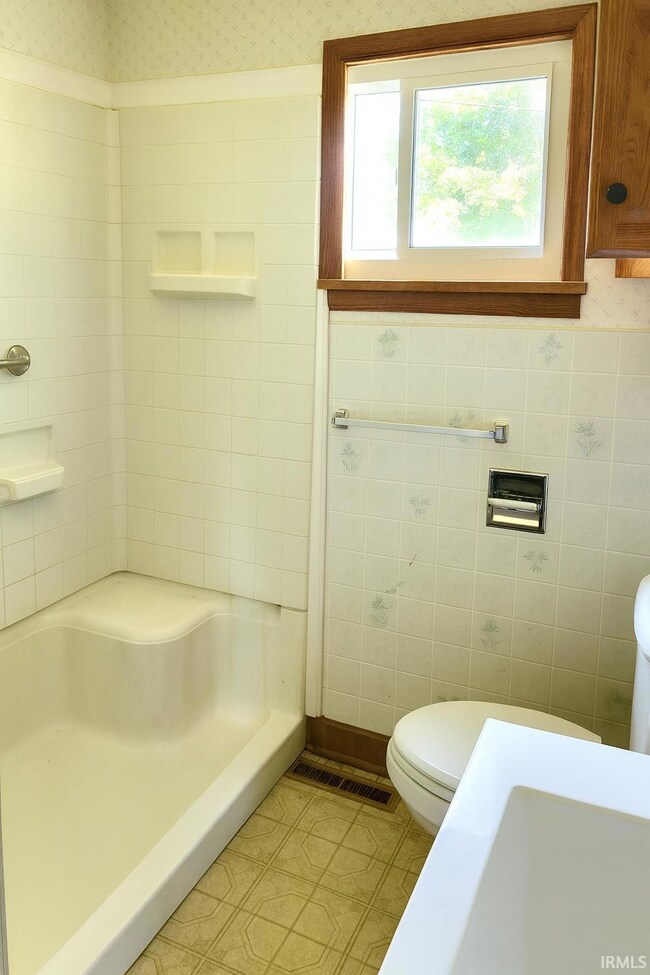 2901 Tell St, Tell City, IN 47586 - photo 7