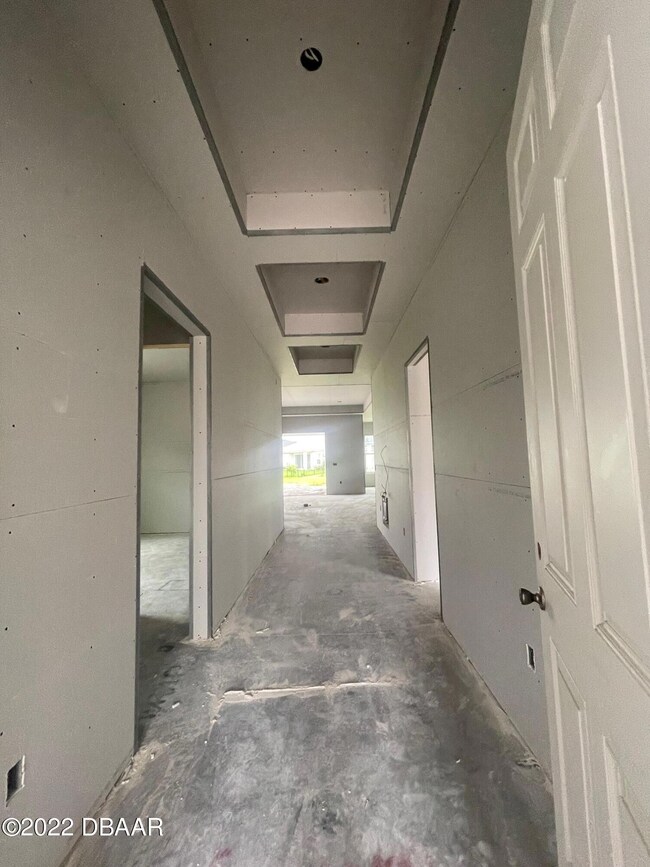 2. Foyer