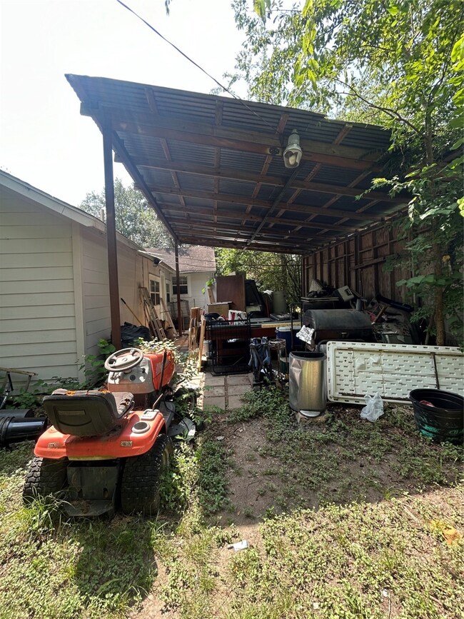 31910 Waller Tomball Rd, Waller, TX 77484 - photo 4