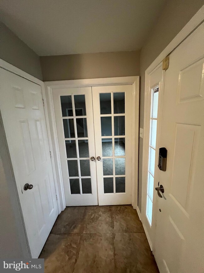 7347 Norris Ave, Sykesville, MD 21784 - photo 4