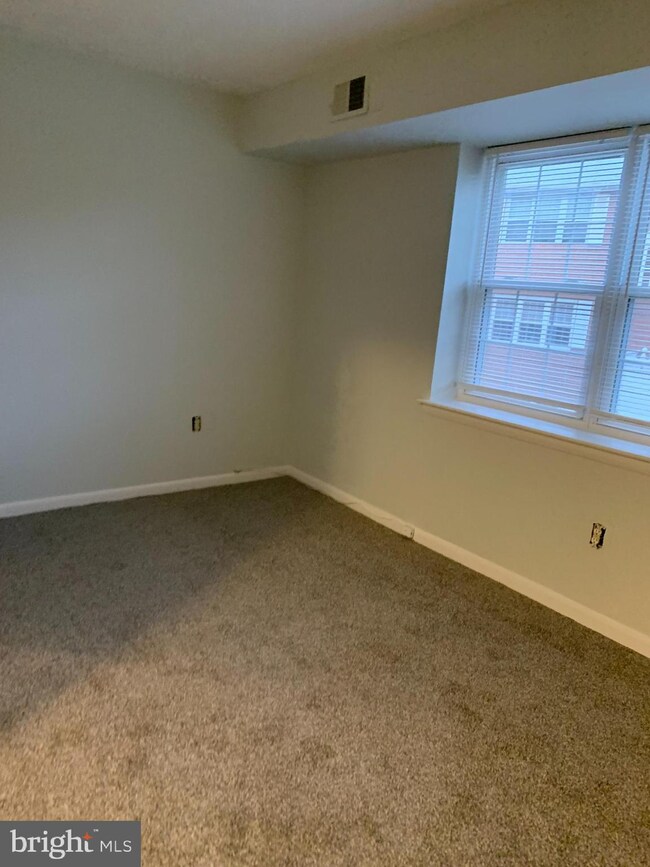 824 South Ave unit P7, Secane, PA 19018 - photo 5