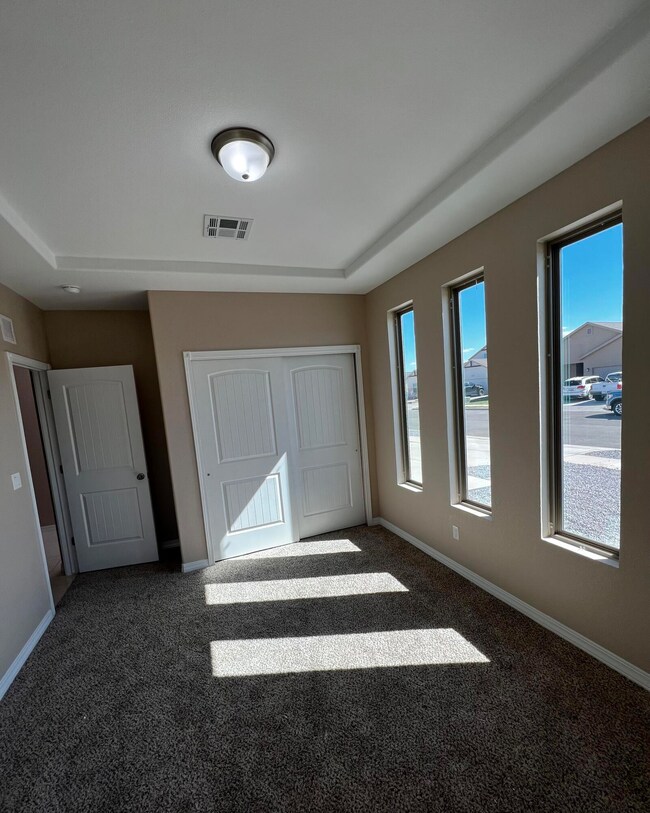 629 Guy Meyers St, Socorro, TX 79927 - photo 5