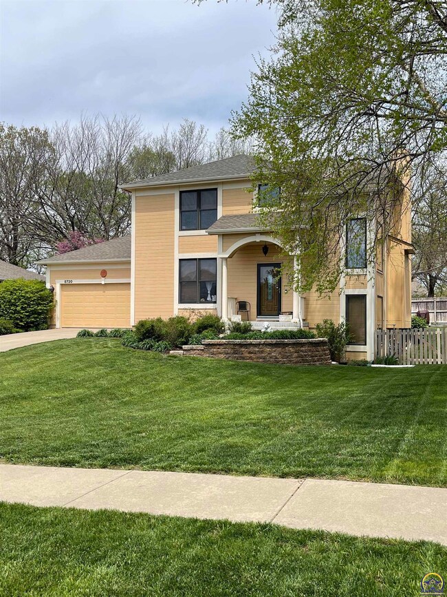 5720 SW 33rd Ct, Topeka, KS 66614 - photo 2