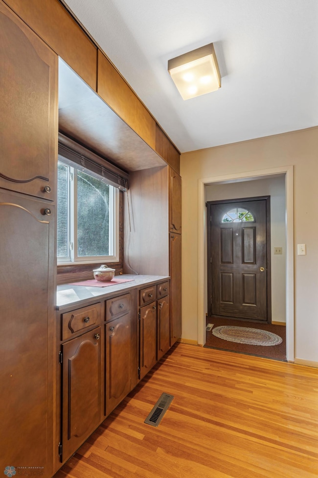 417 24th Ave N, Fargo, ND 58102 - photo 4
