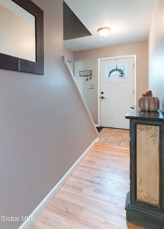 6 Barker St, Albany, NY 12205 - photo 5