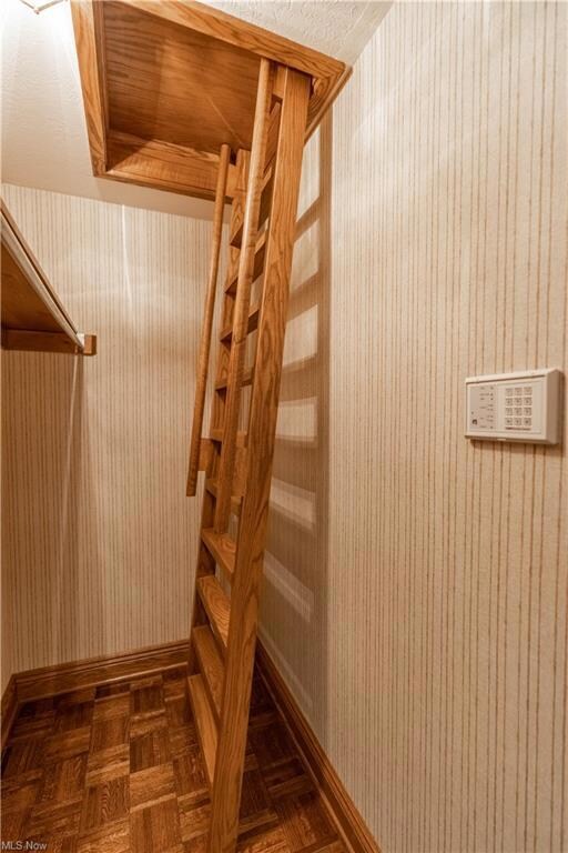 Hidden ladder for foyer