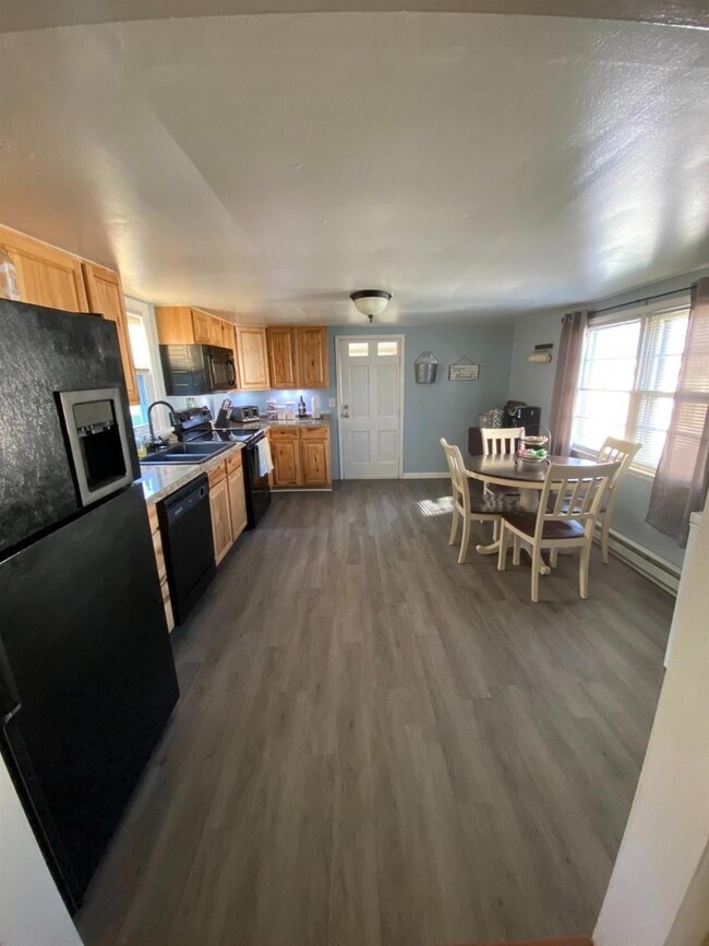 309 N Wright St, Blanchester, OH 45107 - photo 3