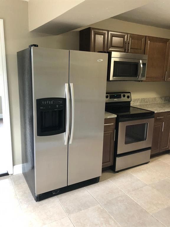 STAINLESS STEEL APPLIANCES