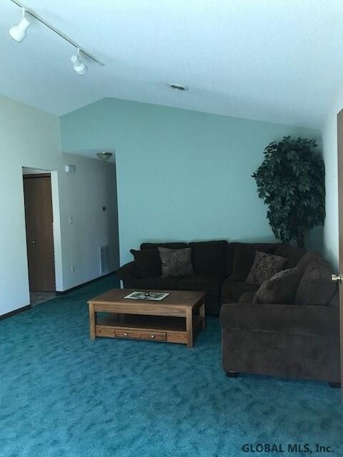 806 Cambridge Manor Dr, Schenectady, NY 12302 - photo 4