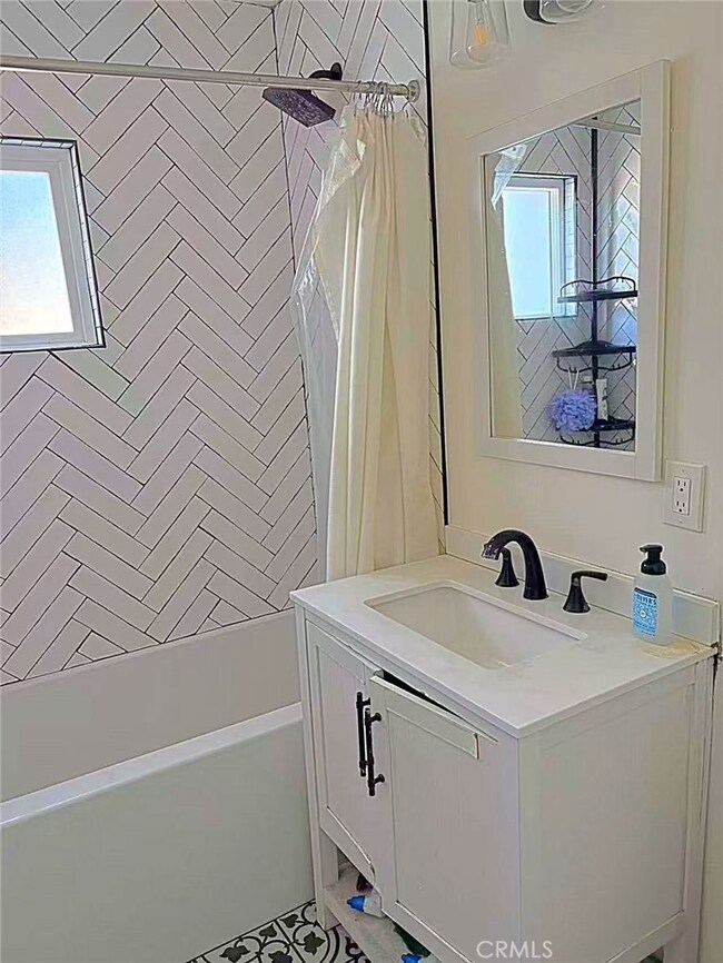 1105 E Walnut Ave, Fullerton, CA 92831 - photo 6