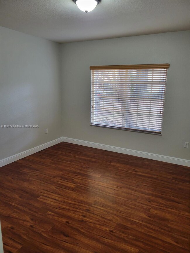 2564 Centergate Dr unit 102, Miramar, FL 33025 - photo 5