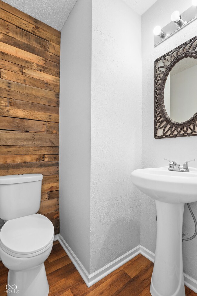 10824 Woods Dr, Ingalls, IN 46048 - photo 6