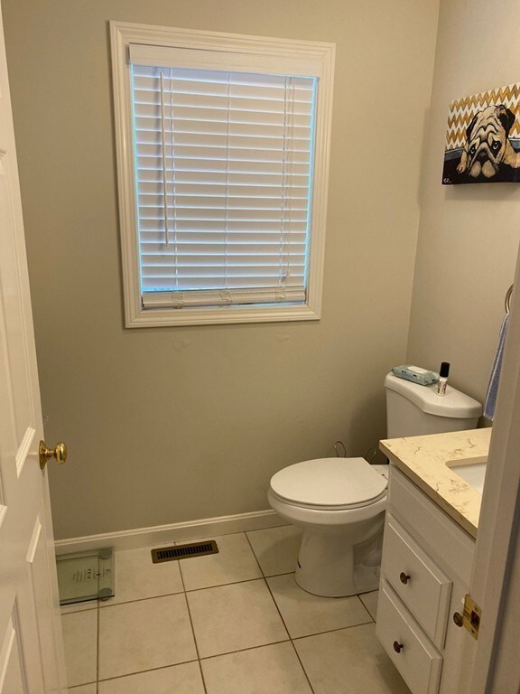 26 Hourihan St unit 2, Peabody, MA 01960 - photo 4