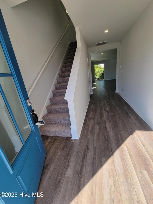 302 Red Cedar Dr, Sneads Ferry, NC 28460 - photo 2