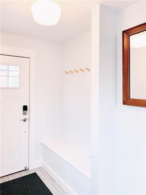 21 Warner St unit 1, Newport, RI 02840 - photo 2