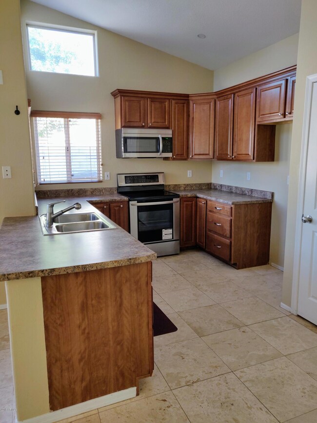 Kitchen 1
