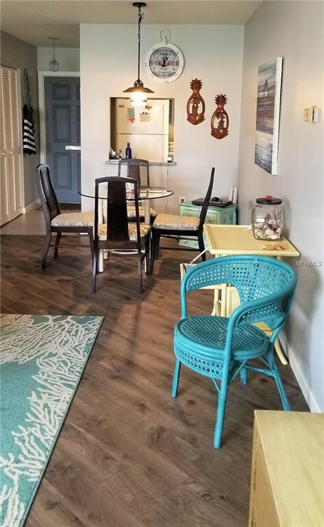 Dining nook
