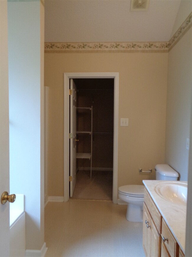 204 Laurelbrook Dr, Warner Robins, GA 31088 - photo 7