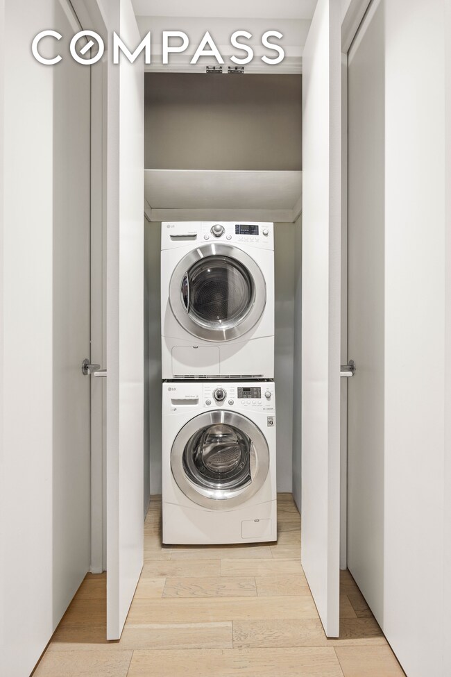 75 Wall St unit 25K, New York, NY 10005 - photo 7