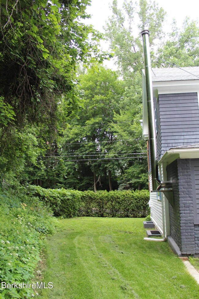 10 Forest Park Ave, Adams, MA 01220 - photo 4