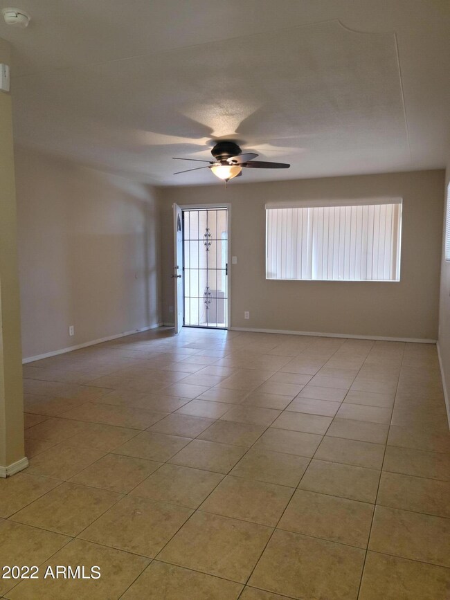 213 N Hall, Mesa, AZ 85203 - photo 4