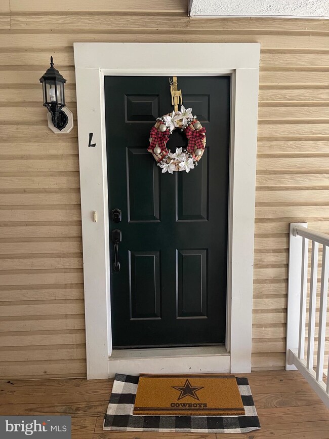 8301 Bluebird Way unit 8301L, Lorton, VA 22079 - photo 3