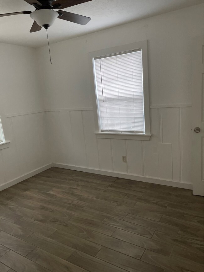 6016 Sayers St, Houston, TX 77026 - photo 3