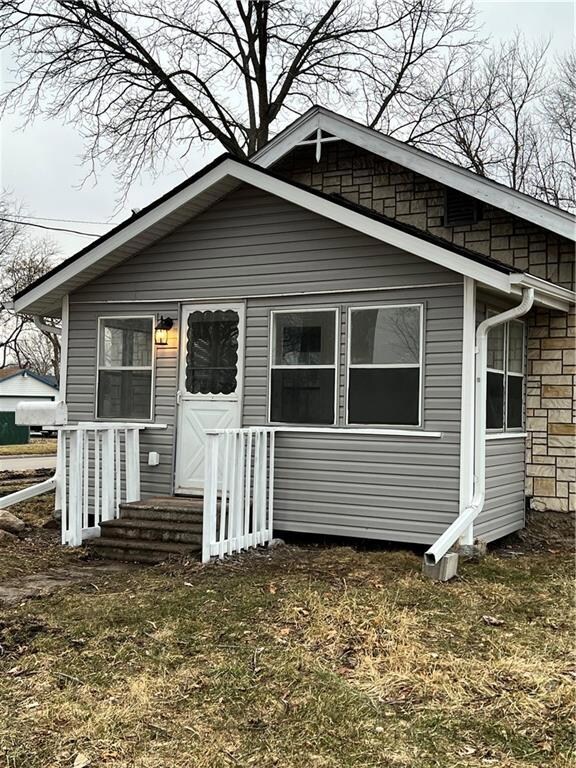 railings & house trim painted