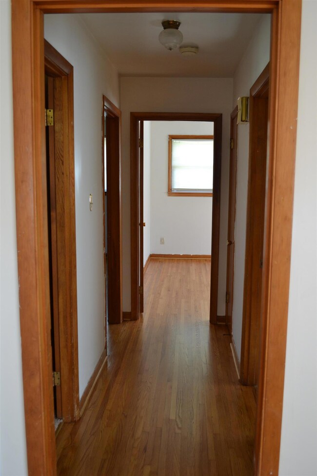 703 Vanhook Dr, Lebanon, TN 37087 - photo 5