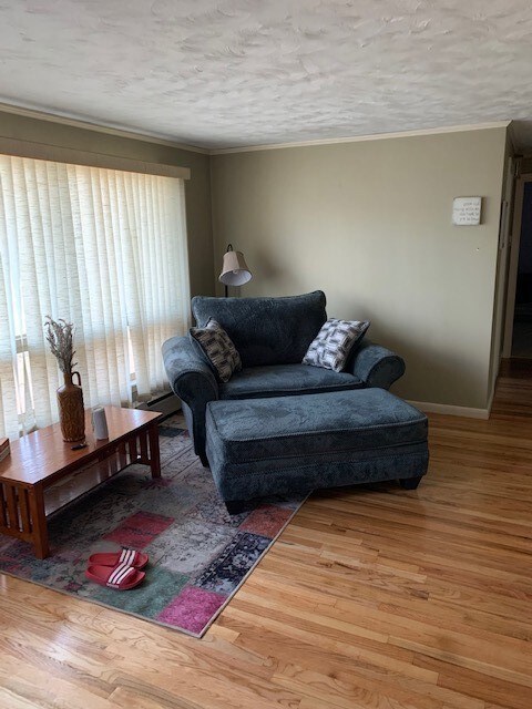 11 Davis Ct, Cranston, RI 02910 - photo 4