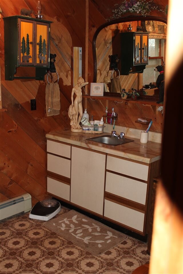 61 Campbell Rd, Lunenburg, VT 05906 - photo 5