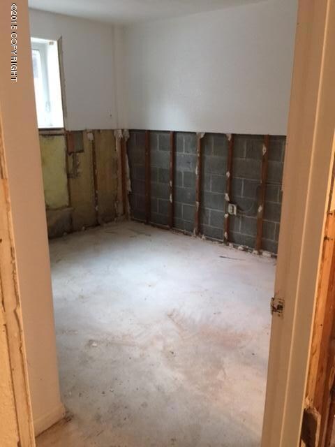Lower unit Feb 2015