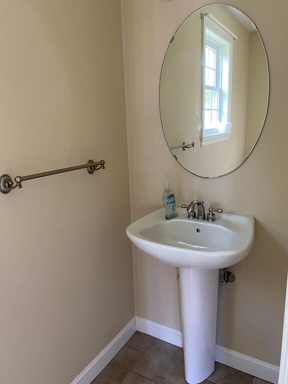 144 Beaver St unit 144, Milford, MA 01757 - photo 6