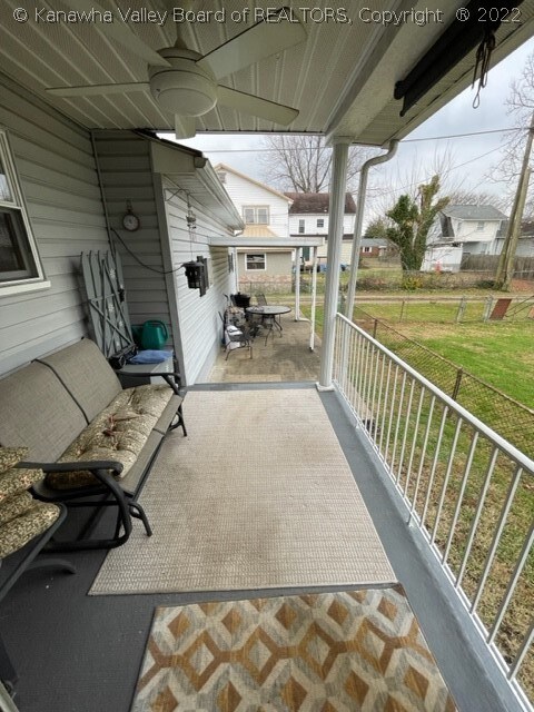 230 20th St, Dunbar, WV 25064 - photo 3