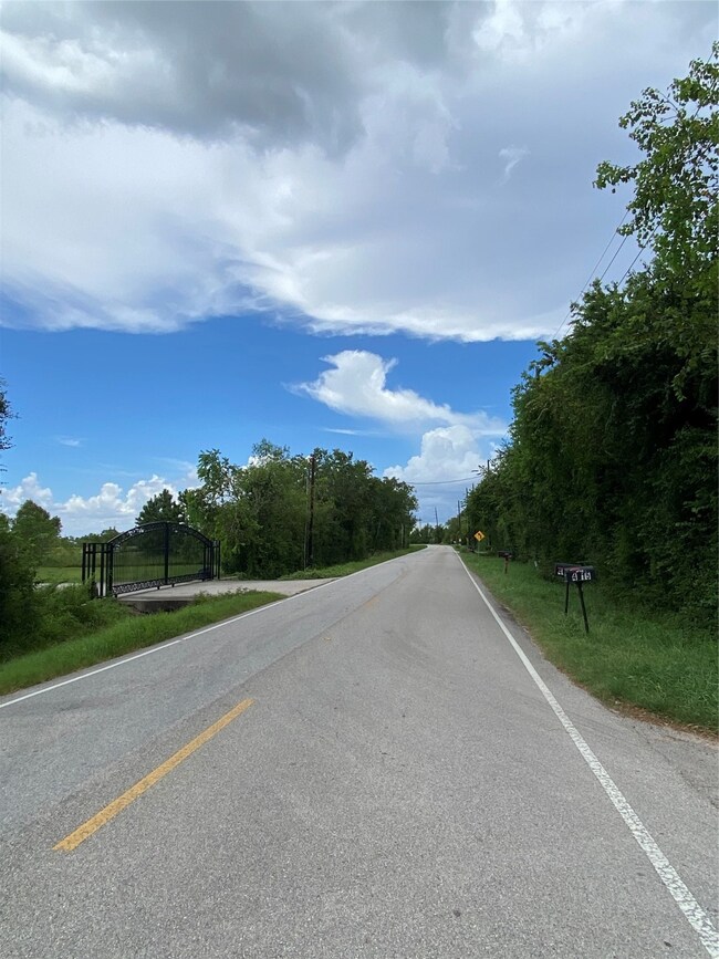 4800 Cr 89 Old Chocolate Bayou Rd, Manvel, TX 77578 - photo 4