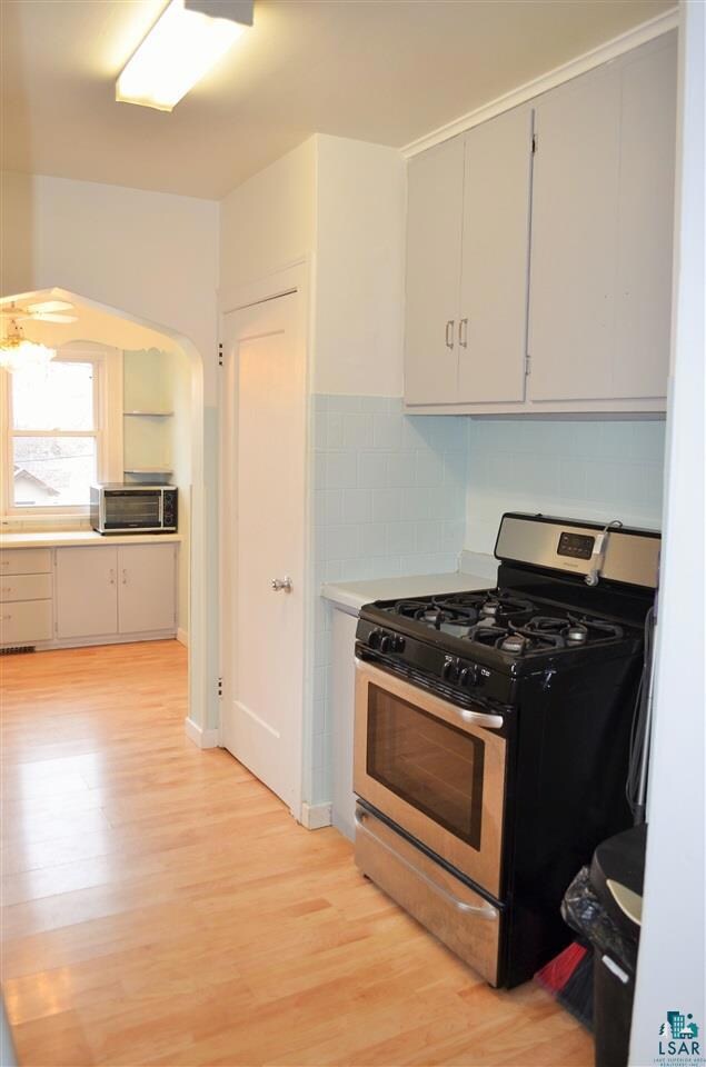 Gas oven