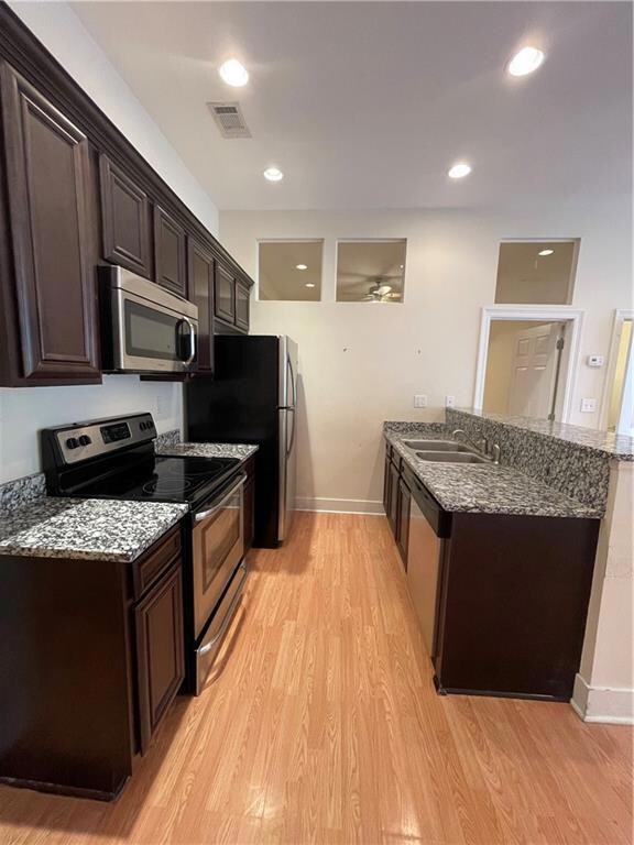 611 Julia St unit E, New Orleans, LA 70130 - photo 6