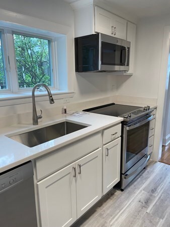 53 Allerton Place unit B, Marblehead, MA 01945 - photo 6