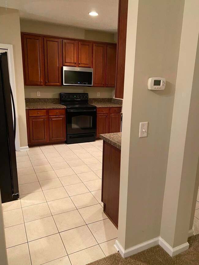 11589 Jerry Adams Dr, Jacksonville, FL 32218 - photo 7