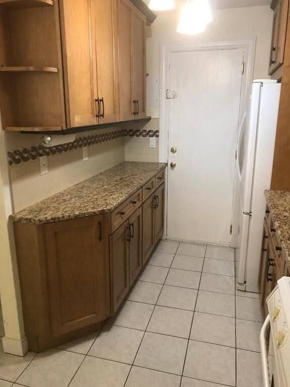 6 Hyes Rd unit 15, Boston, MA 02131 - photo 4