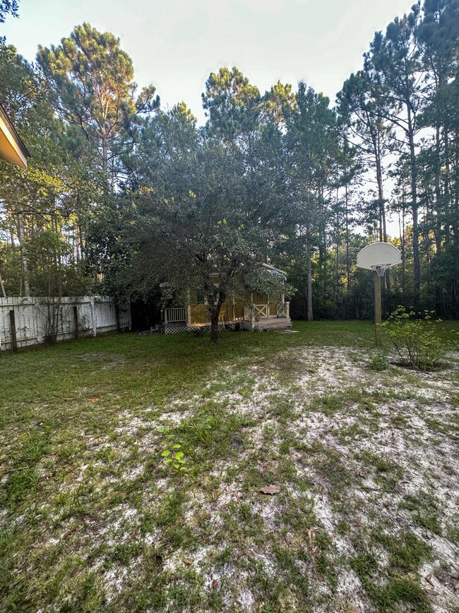 FB9898E3-63B0-423E-92E7-08638CAFB8AE