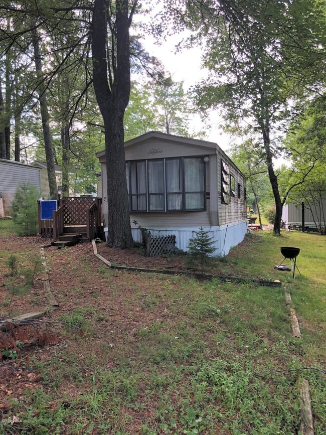 105 Booboo Ln, Hawley, PA 18428 - photo 2