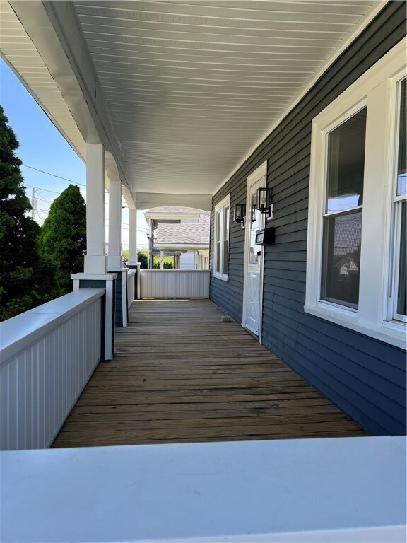 14 Middle St, West Warwick, RI 02893 - photo 5