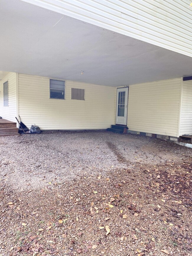 2611 Cedar Creek Rd, Linden, TN 37096 - photo 3