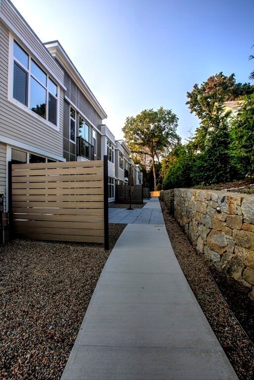 27 Jefferson St unit 101, Marlborough, MA 01752 - photo 6