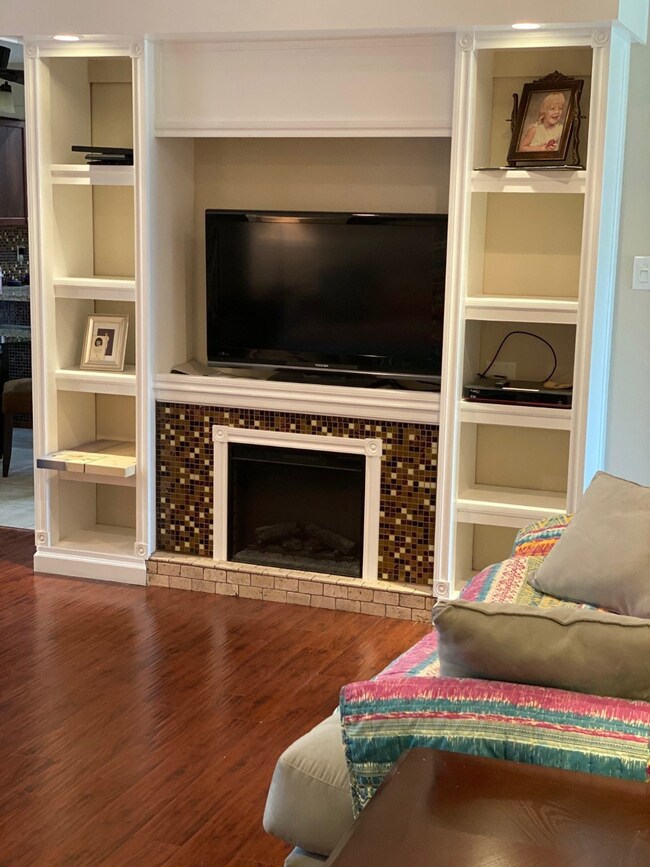 16411 Forest Bend Ave, Friendswood, TX 77546 - photo 5