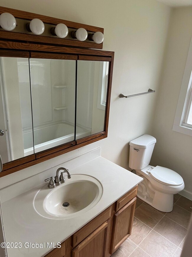 35 Stow Ave, Troy, NY 12180 - photo 6